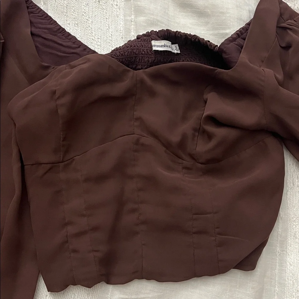 Abercrombie chocolate brown top size small - Picture 3 of 6